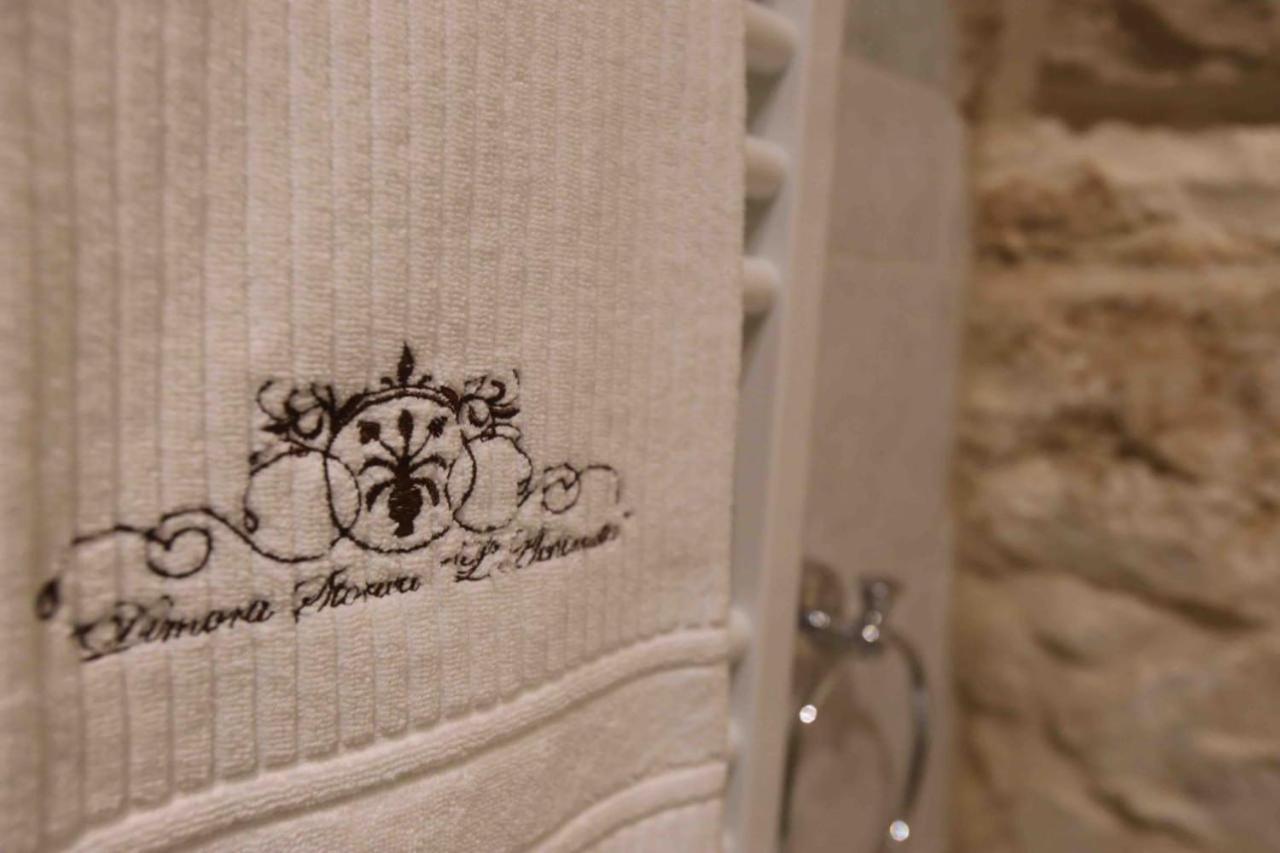 L'Alchimista Dimora Storica Turi Bed & Breakfast Bagian luar foto